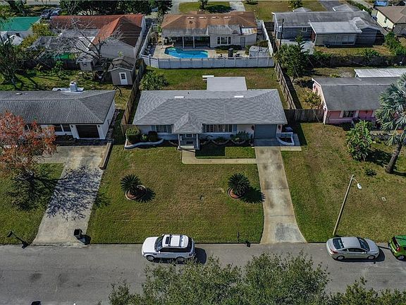 3rd image of 5212 Lake Charles Dr N