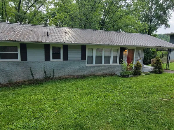 1034 E Skyline Dr, Morristown, TN 37813