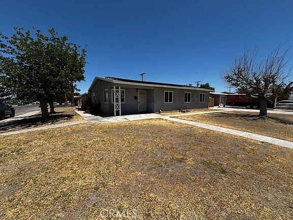 2nd image of 1021 E Chanslor Way