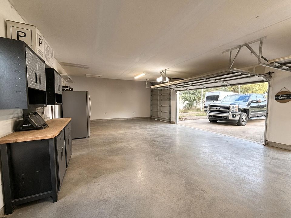 2nd image of 30724 Waller Spring Creek Rd