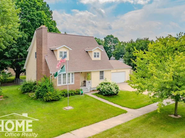 141 W Pearl St, Ovid, MI 48866