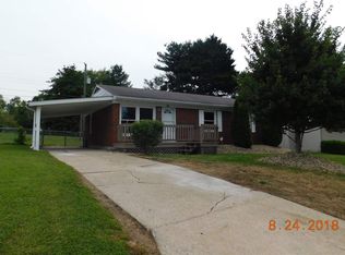 105 N Hungate Ave, Salem, IN 47167