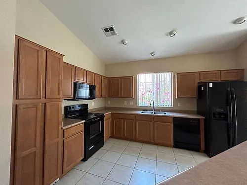 3869 S Coach House Dr Photo 1