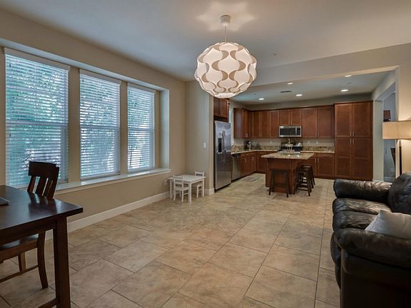 5th image of 625 Saint Armel Pl