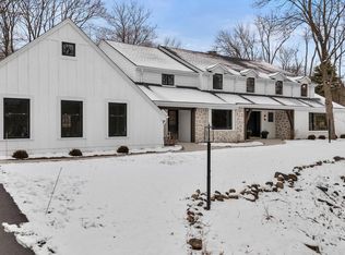 10525 North Fairway LANE, Mequon, WI 53092