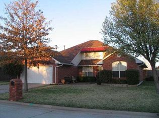 9600 Eagle Hill Dr, Oklahoma City, OK 73162