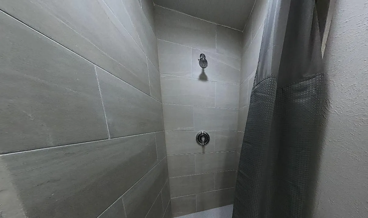 4 bed, 4.0 bath, 3075 sqft, $1,009 — Photo 4