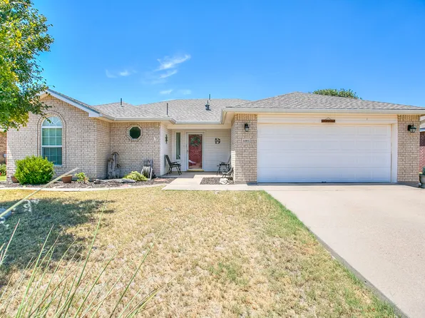 1207 Wallace Ln, San Angelo, TX 76905