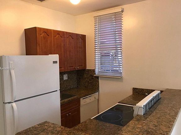 4th image of 536 NE 62nd St #Street3