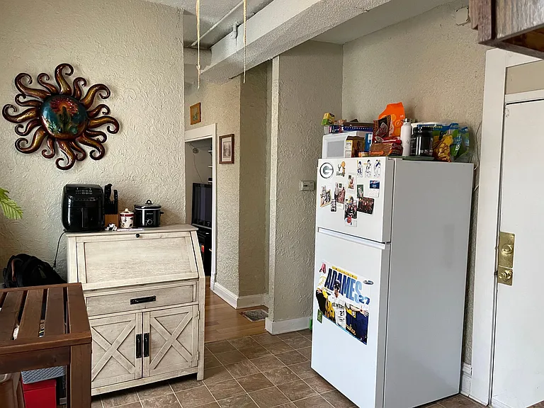 1515 N Cass St #5 — Photo 5