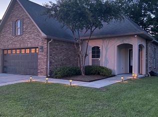 37204 Corvette Dr, Prairieville, LA 70769