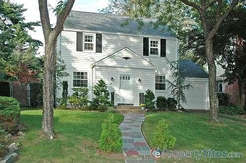 2nd image of 37 Audubon Rd