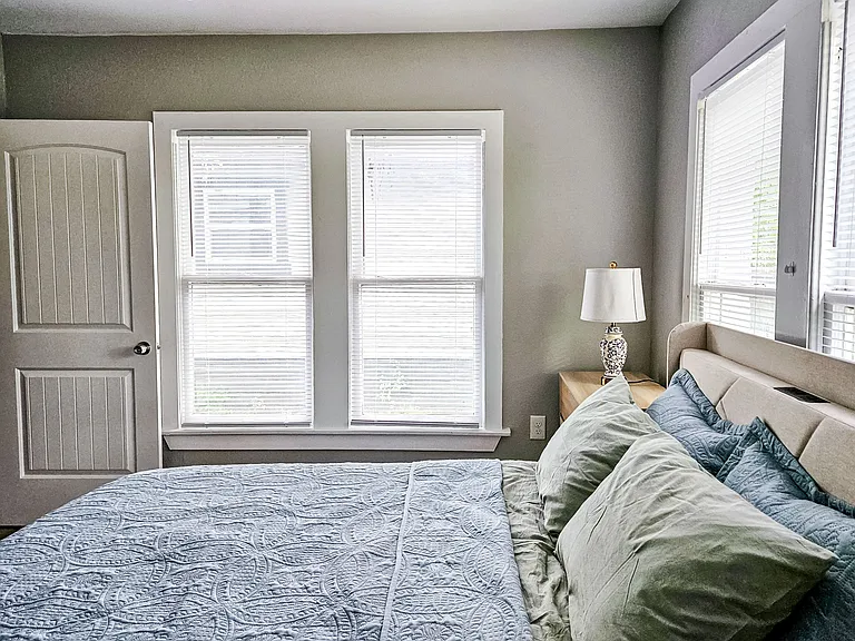 1241 Lowe St #1241 — Photo 4