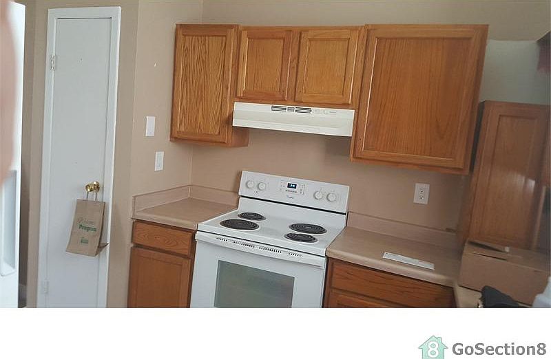 2nd image of 305 Clark Ave