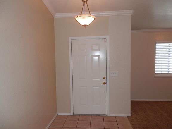 3rd image of 627 E Dora Cir