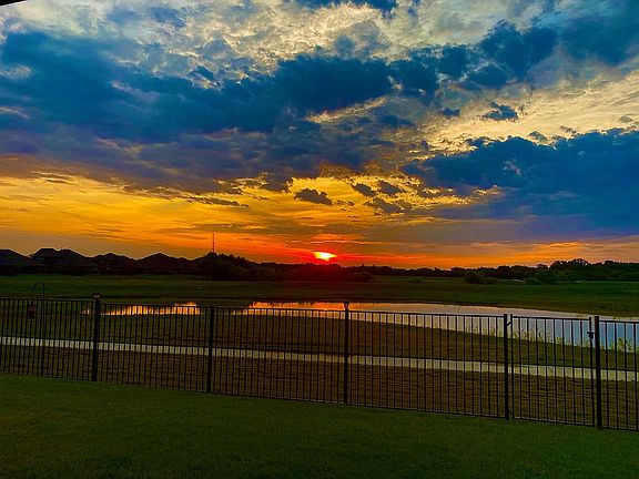 2nd image of 9425 Lake Fork Trl