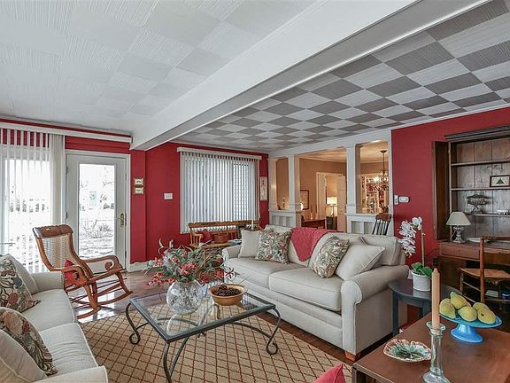 4th image of 1535 Pleasure Ave