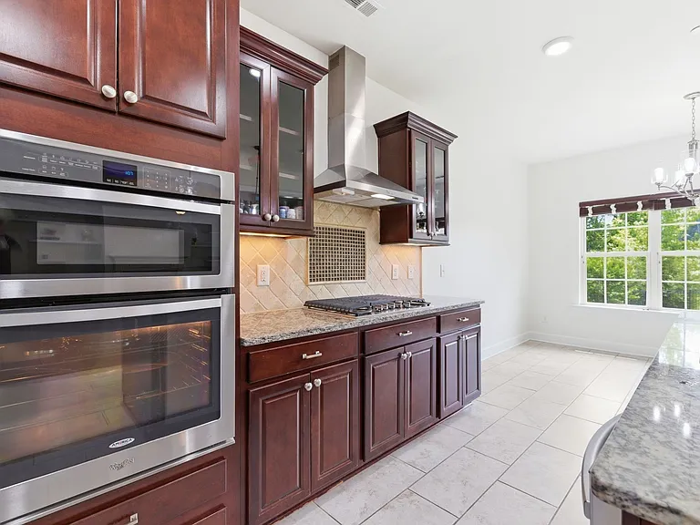 101 Corbin Ct — Photo 19