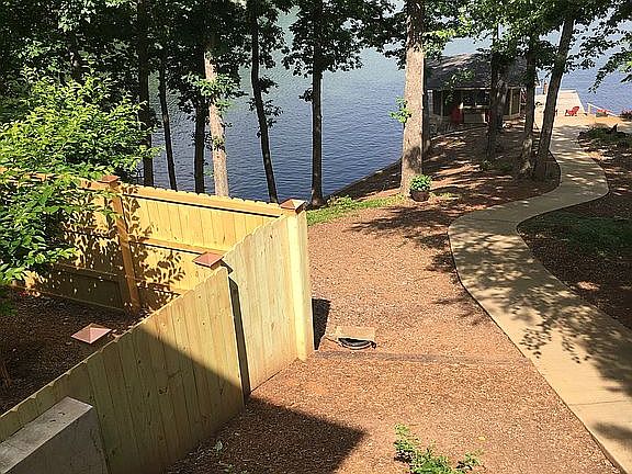 5th image of 145 Neighborly Dr
