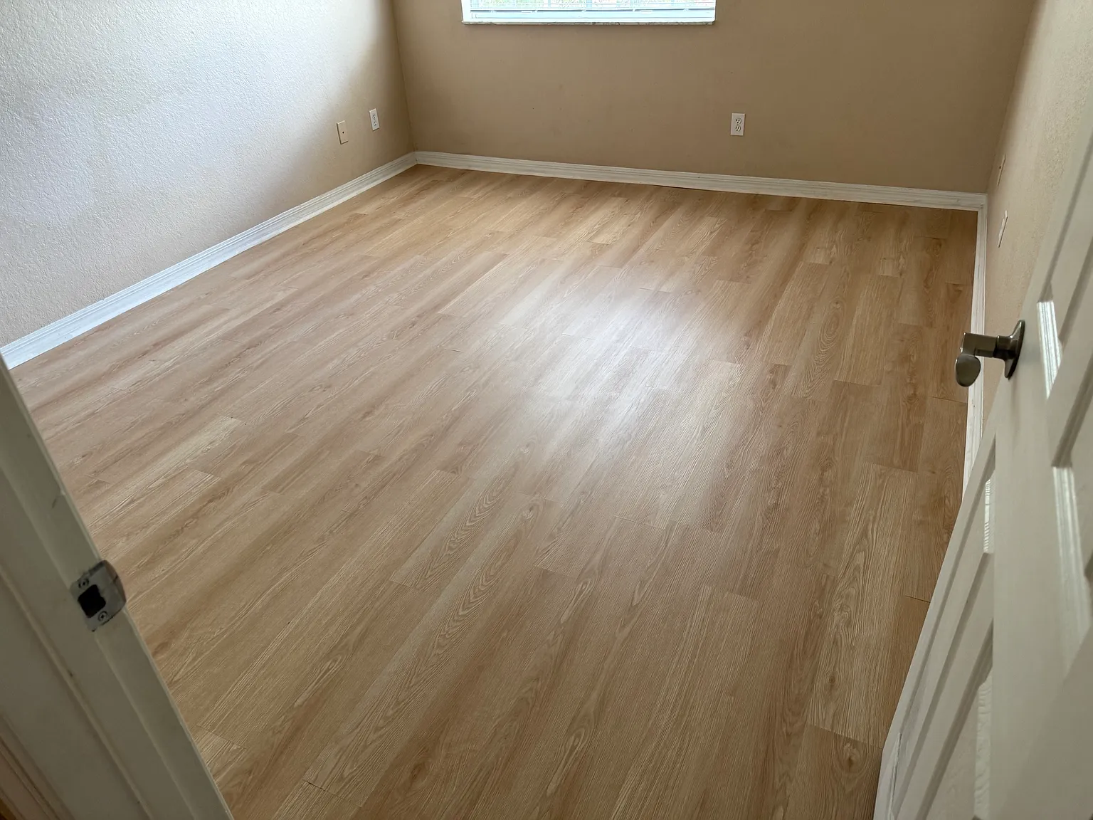 4/2.5/2 House For Rent in Newport Isles Gated Community — Photo 4