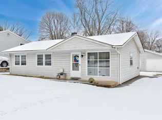 7406 Birch St, Crystal Lake, IL 60014
