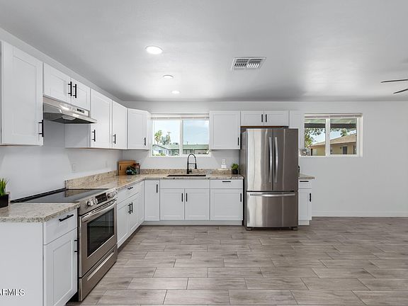 5th image of 4630 N 58TH Drive