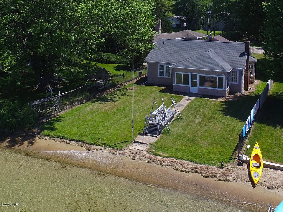 1st image of 61436 Leigh Ave