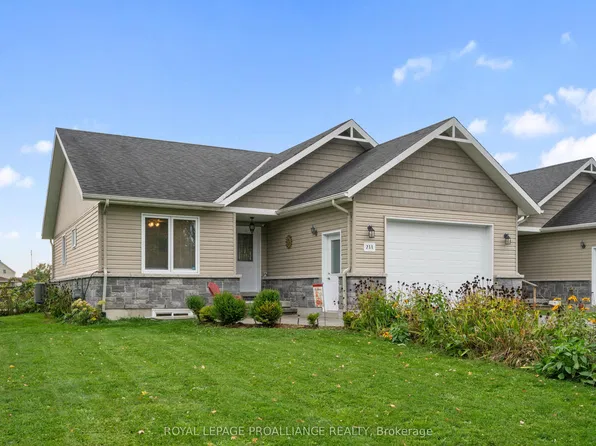 23A Caldwell Dr #A, South Dundas, ON K0E 1K0