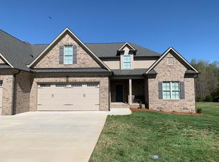7008 Westfield Village Cir, Summerfield, NC 27358