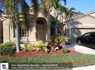 1603 W Harmony Lake Cir, Davie, FL 33324