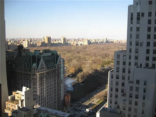 Rented by NY NY Condo, Inc | media 26