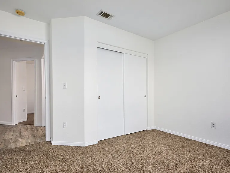25029 Avenida Laredo — Photo 17