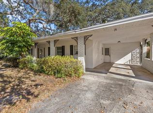 19 Ventura Dr, Dunedin, FL 34698