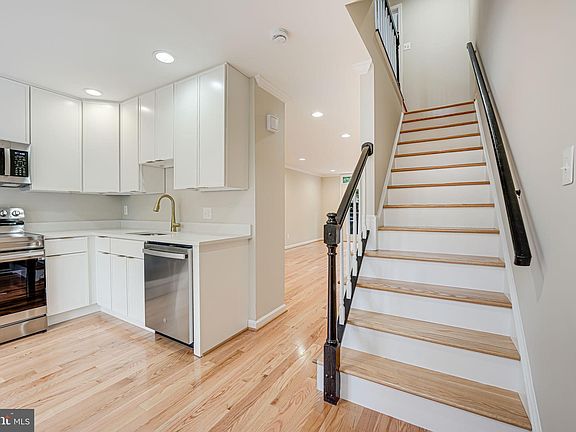 5th image of 503 Colecroft Ct