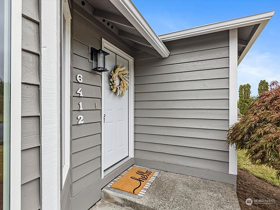 3rd image of 6412 65th Drive NE
