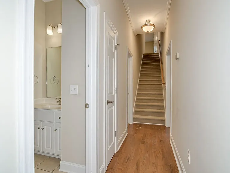 2508 Grier Cir — Photo 44