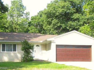 24701 Kinsel St, Southfield, MI 48033