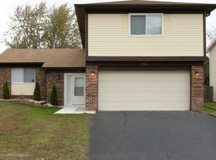 5932 Allemong Dr, Matteson, IL 60443