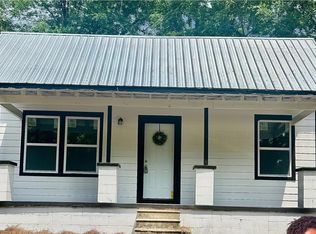 202 Smith Ct, Opelika, AL 36801