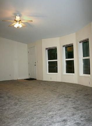 3rd image of 10400 NE 72nd Ave