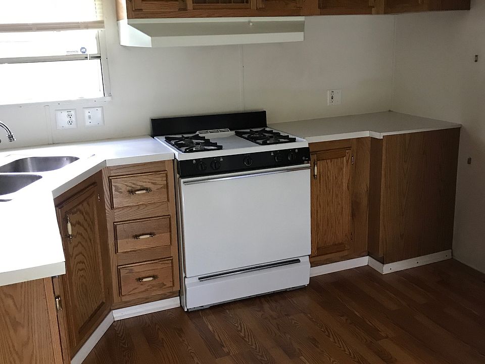 2nd image of 6058 Masters Ave