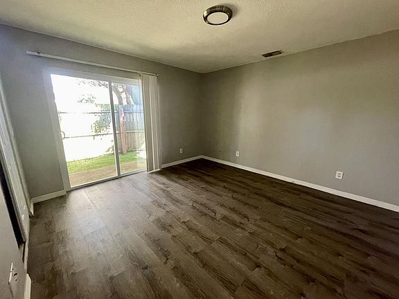 5th image of 1713 Palmetto Ct