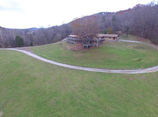 2062 Lake City Hwy, Rocky Top, TN 37769