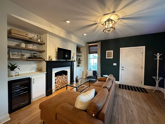 2 bed, 1.5 bath, 1152 sqft, $2,950 — Photo 4