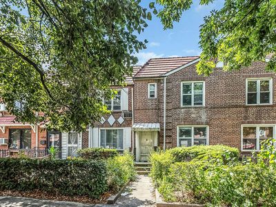 32-50 77th St, East Elmhurst, NY, 11370