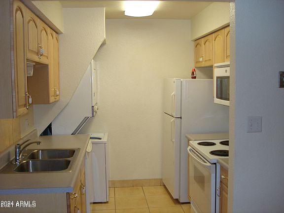 4th image of 5035 N 17th Ave Unit 114