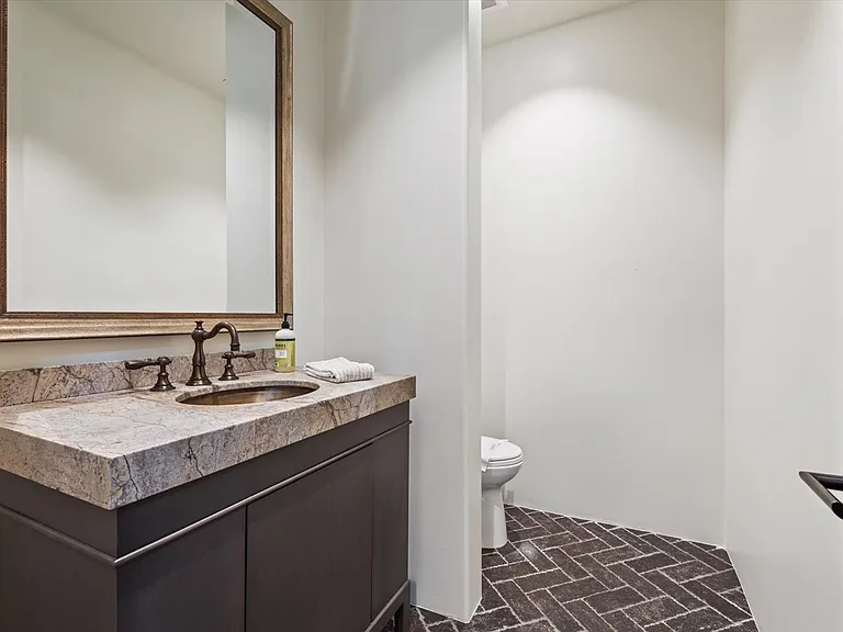 6717 E Solano Dr — Photo 12