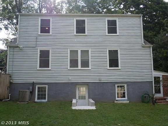 4th image of 1223 N Quintana St