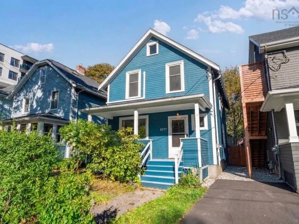 6377 North St, Halifax, NS B3L 1P7