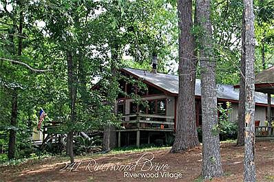1st image of 441 Riverwood Dr